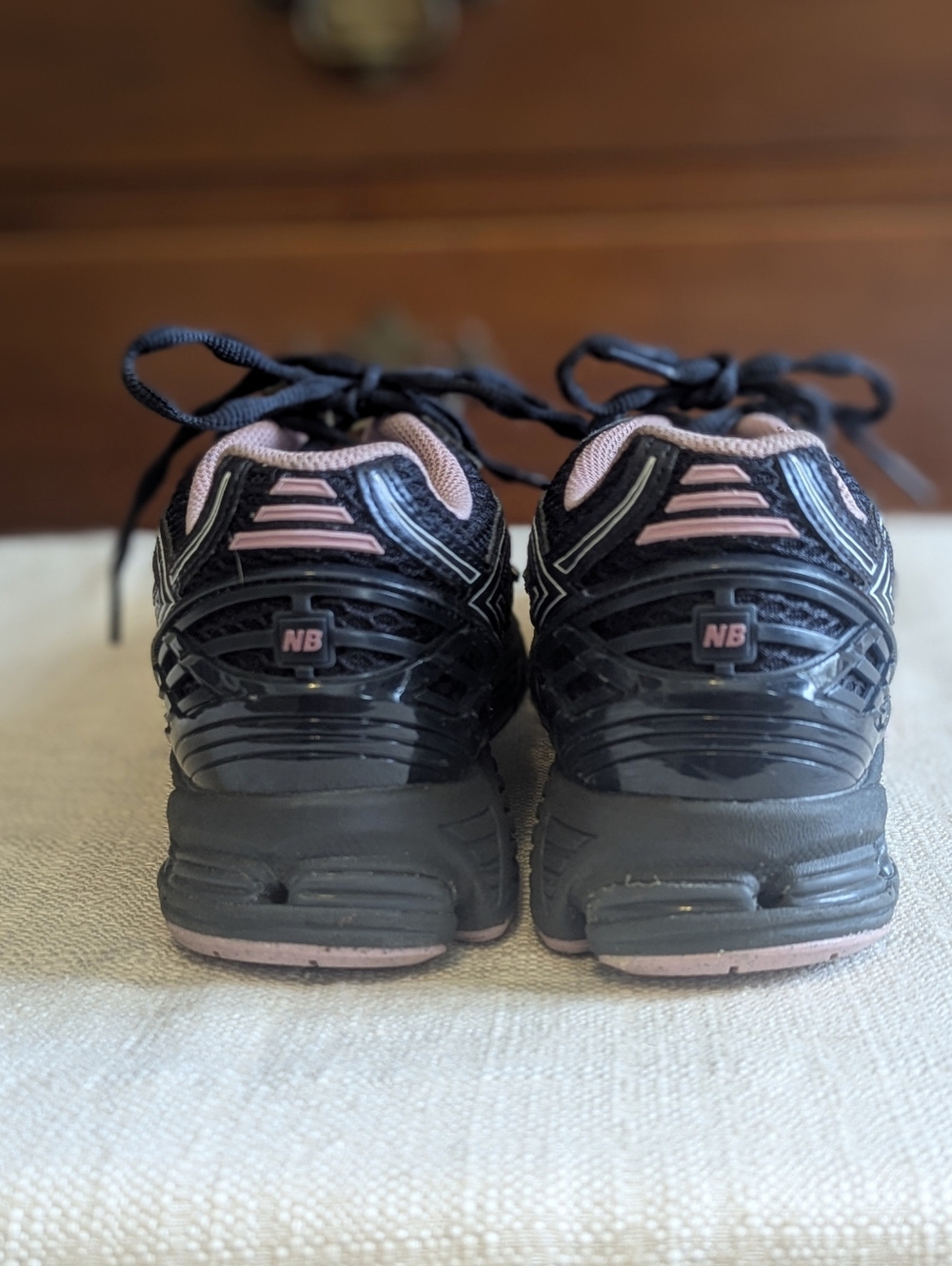 New Balance Eclipse/Pink Taffy Running Shoes (Men's 10, Women's 11.5) - Picture 6 of 12